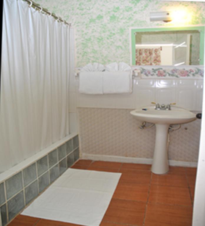 Palm Bay Guest House & Restaurant Montego Bay Quarto foto